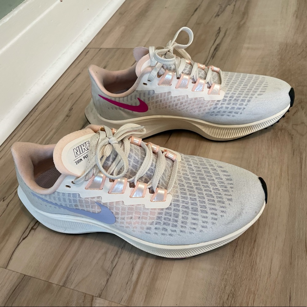 NIKE running sneakers